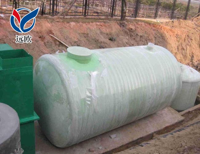 玻璃鋼地埋式污水處理設備安裝現(xiàn)場